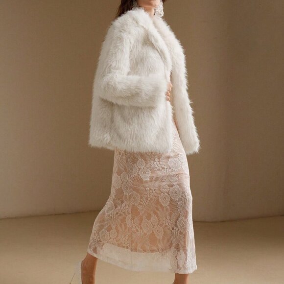 Beige Casual Women's Furry Lapel Long Sleeve Fluffy Loose Fit Coat - Picture 7 of 7